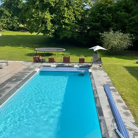 Apartment 5 Personnes Avec Acces Piscine Et Jacuzzi