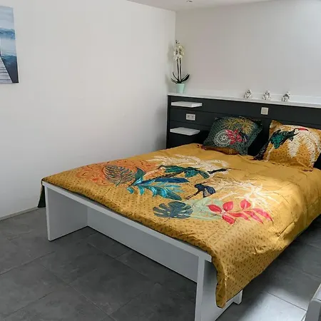 5 Personne Avec Acces Piscine Jacuzzi Disponibilite Saisonniere New Management ! 아파트 Villers-la-Ville