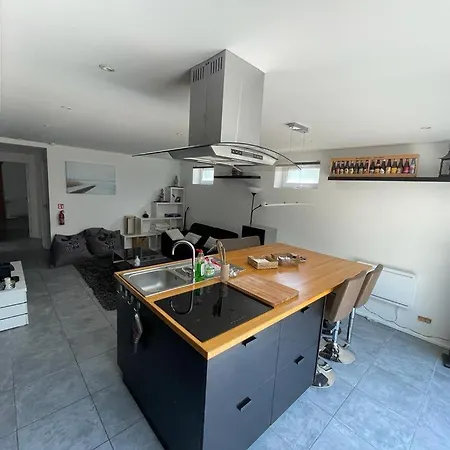 Apartment 5 Personnes Avec Acces Piscine Et Jacuzzi *
