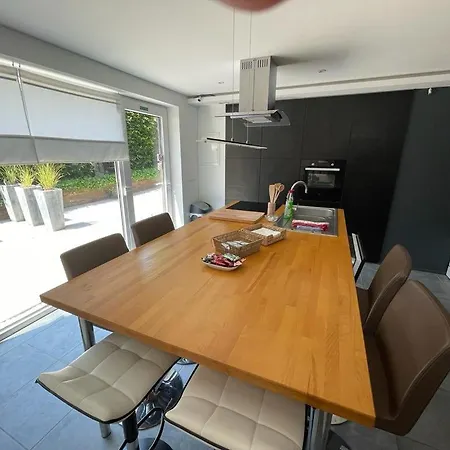 Apartment 5 Personnes Avec Acces Piscine Et Jacuzzi Villers-la-Ville