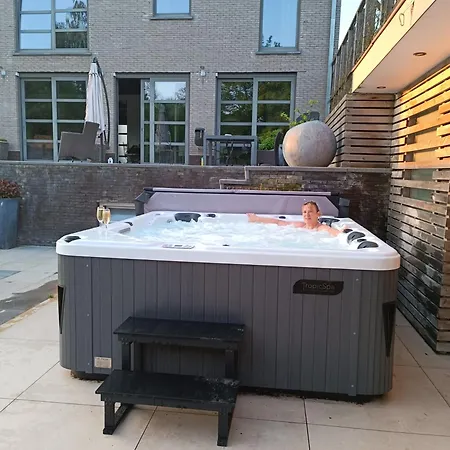 Apartment 5 Personnes Avec Acces Piscine Et Jacuzzi Villers-la-Ville