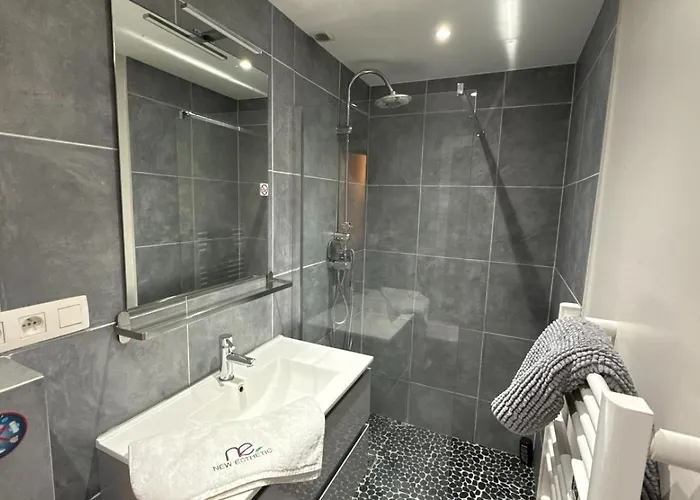 Appartement 5 Personne Avec Accès Piscine Jacuzzi Disponibilité Saisonnière New Management ! Villers-la-Ville